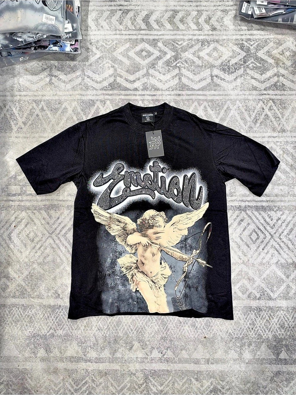 Mixed emotion Graphic Short Sleeve Tee in Black XL NWT